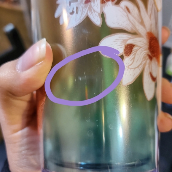 Sold Starbucks cup - Picture 4 of 4